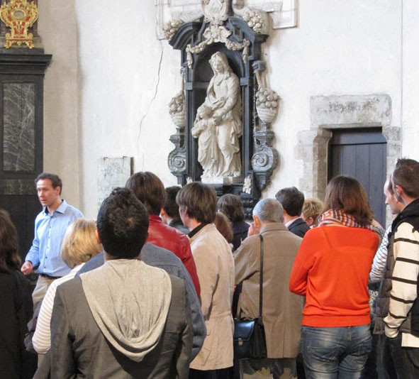 Visite guidée dans la chapelle du Musée de l'Hospice Comtesse