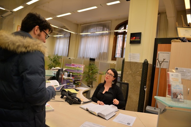 Maison De La Mediation Et Du Citoyen Obtenir Une Information Juridique Votre Mairie Ville De Lille Adresses Horaires Calendriers Et Histoire