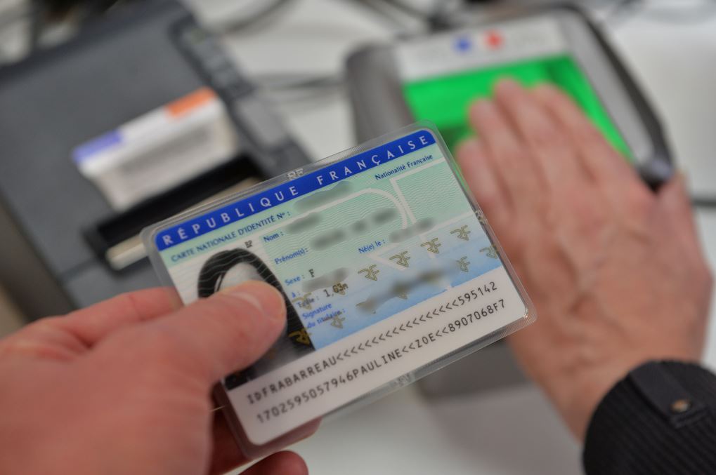 Carte Nationale D Identite Cni Identite Et Citoyennete Mes