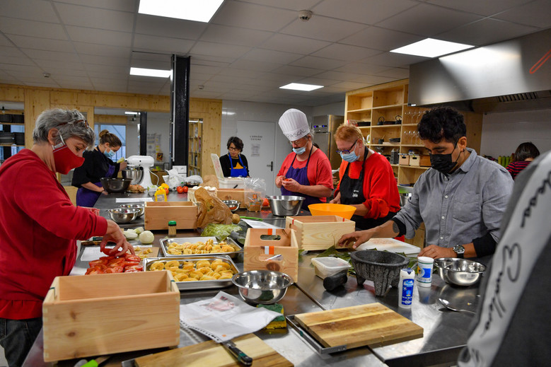 Cuisine Commune de Chaud Bouillon
