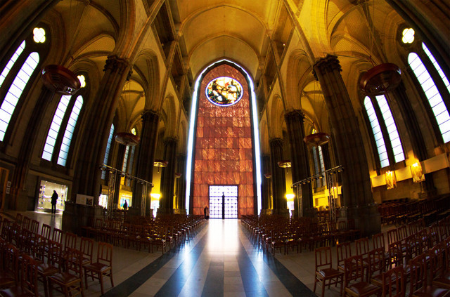 A LA DÉCOUVERTE DE LA CATHÉDRALE ND DE LA TREILLE