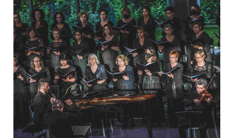 Des voix s'élèvent : 1936 ou une mémoire en musique