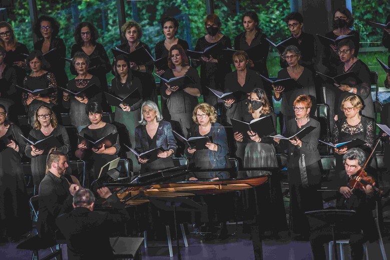 Des voix s'élèvent : 1936 ou une mémoire en musique