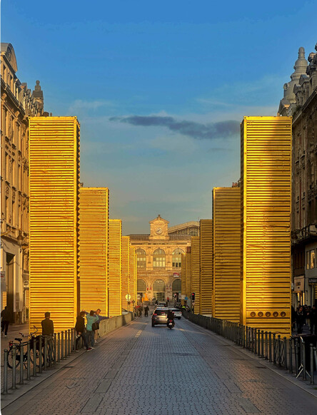Golden Monoliths par SpY