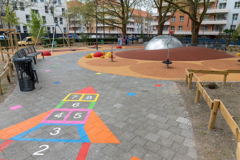 Inauguration du square de la Boule