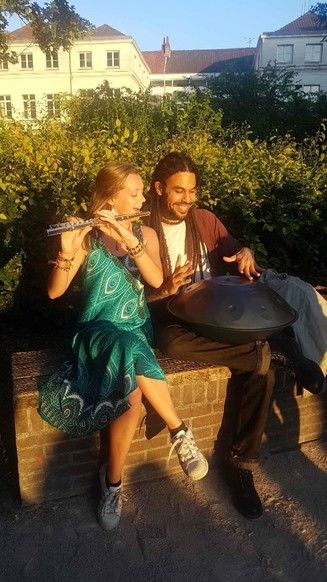 Le "Handpan" chante la Passion