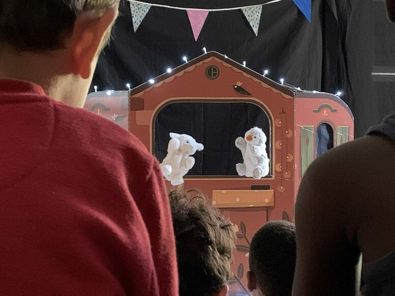 Les Marionnettes de l'égalité