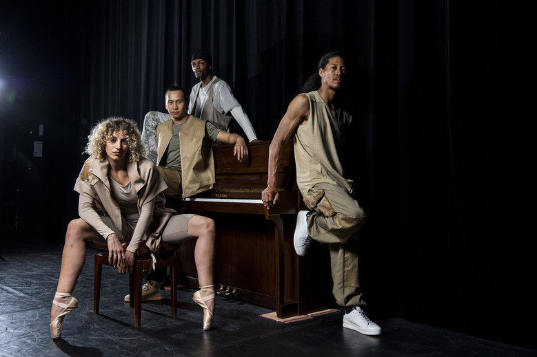 Steps on strings • Hip Open Dance