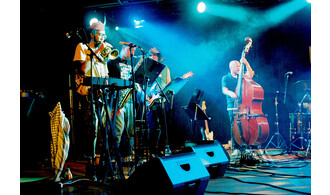 The Young Mothers et Centre Aéré en concert