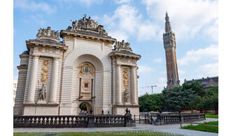 Un dimanche, un quartier : passer par la grande porte