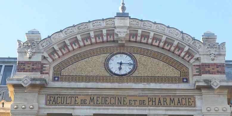 Visite guidée des expositions pour les 150 ans de la Faculté de Médecine et de Pharmacie de Lille