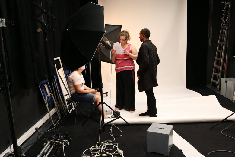 Photo d'un studio au centre d'arts plastiques et visuels