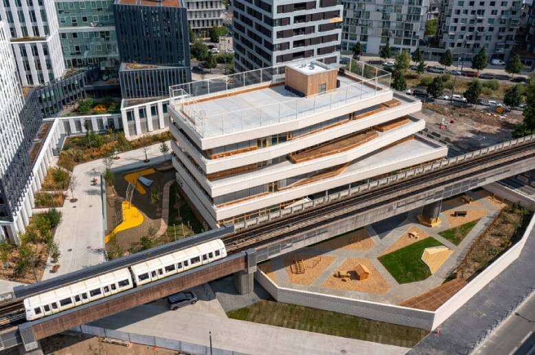 Le nouveau groupe scolaire Ariane Capon. Crédit : Daniel Rapaich.