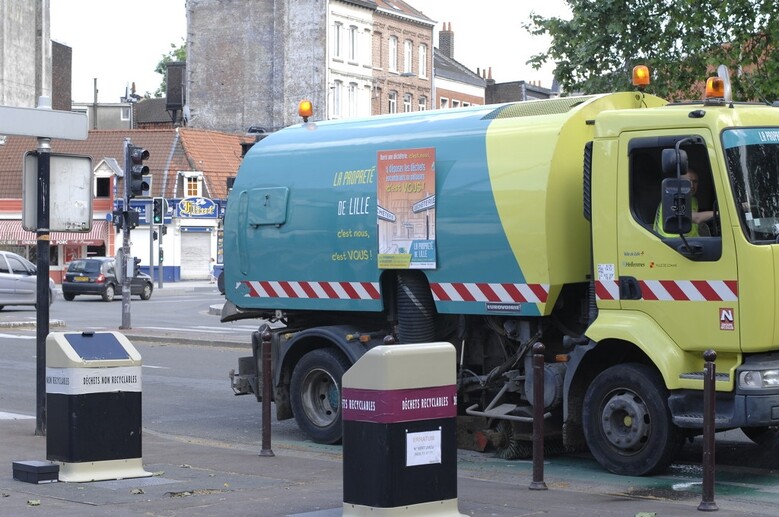 Le ramassage des poubelles pour les commerçants à Lille