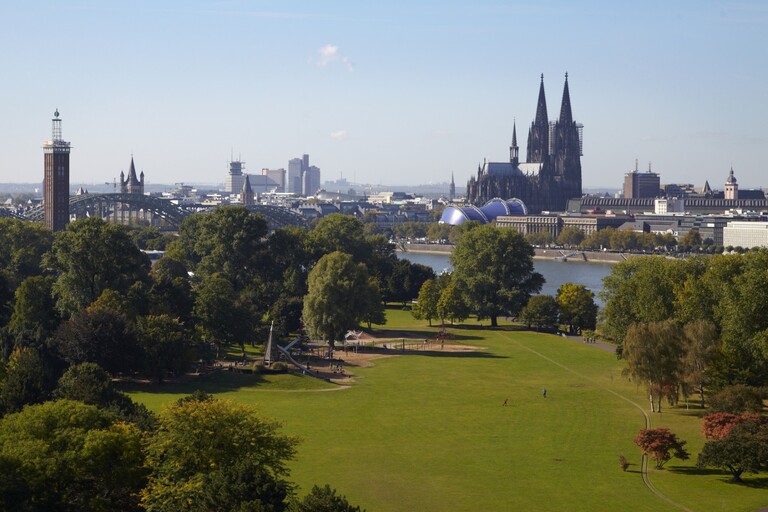 Le Rheinpark Dom de Cologne 