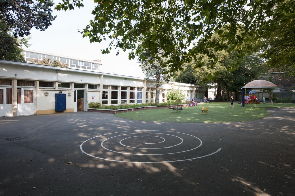 École Maternelle Suzanne LACORE / Nos équipements Ville de Lille